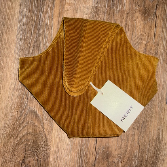 Merit Beauty ONLY THE SIGNATURE MAKEUP BAG (without products) - Picture 2 of 12